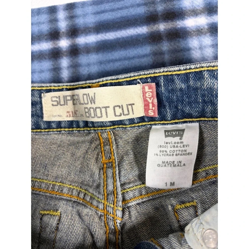 Levis 518 Superlow Boot Cut Jeans Medium Wash Blue Denim Womens 1M 518-0166